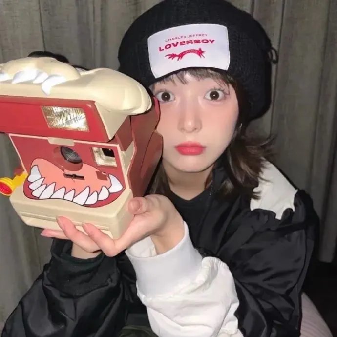 奇中缘